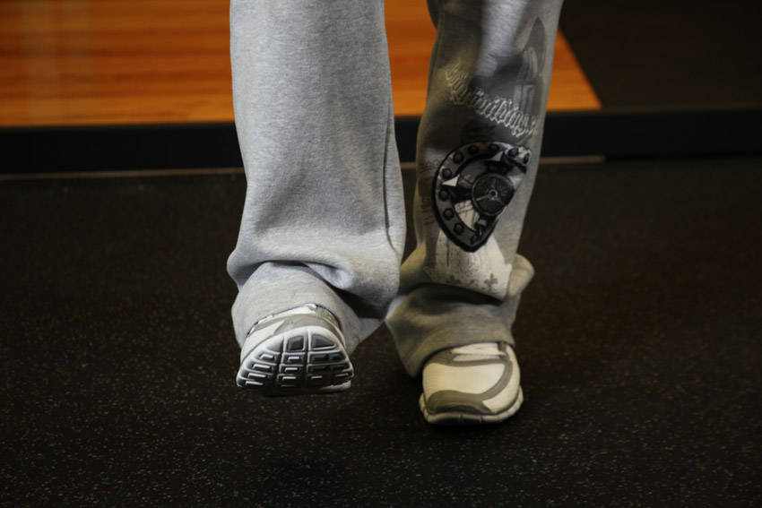 Ankle Circles — Body Weight Calves exercise demonstration