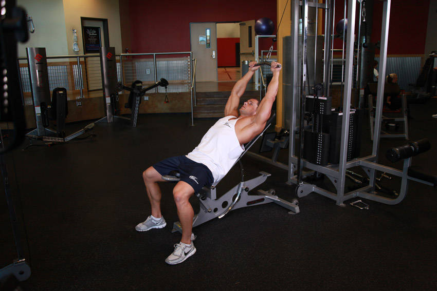 Cable Incline Pushdown — Cable Lats exercise demonstration