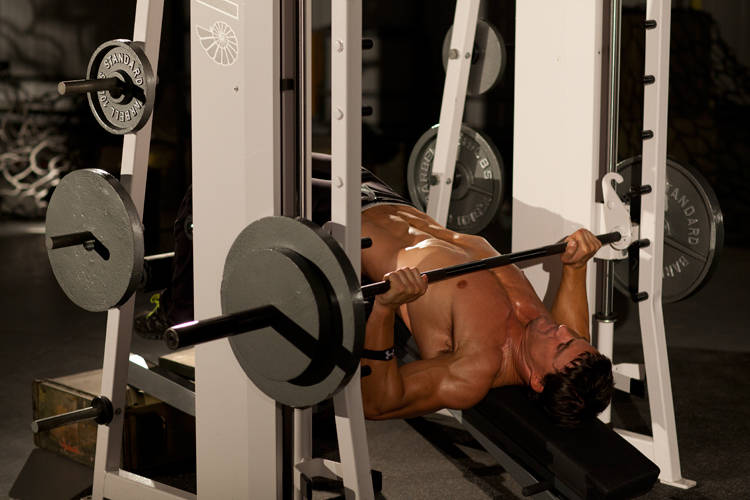 Decline Smith Press — Machine Chest exercise demonstration