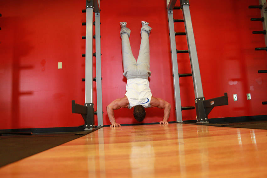 Handstand Push-Ups — Body Weight Shoulders exercise demonstration