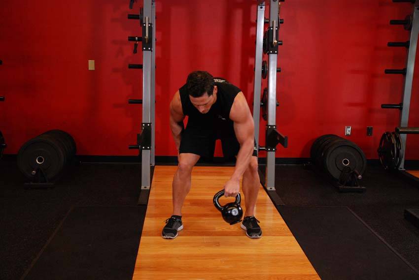 Kettlebell Figure 8 — Kettlebell Abdominals exercise demonstration