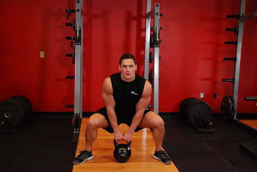 Kettlebell Sumo High Pull — Kettlebell Trapezius exercise demonstration