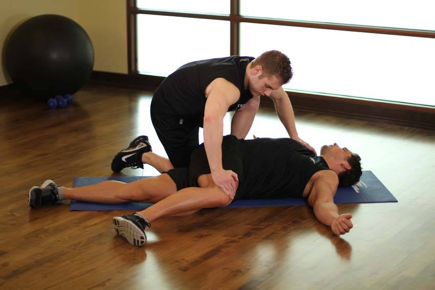 Lying Crossover — Body Weight Abductors exercise demonstration