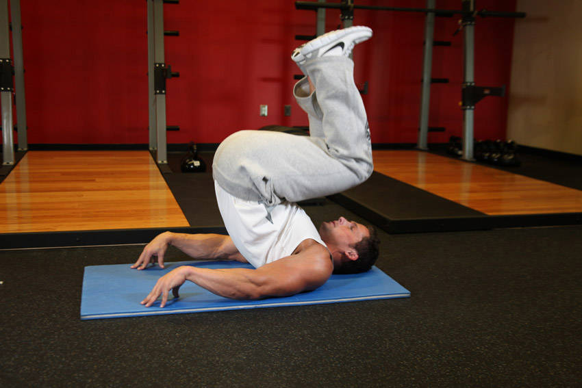 Reverse Crunch — Body Weight Abdominals exercise demonstration