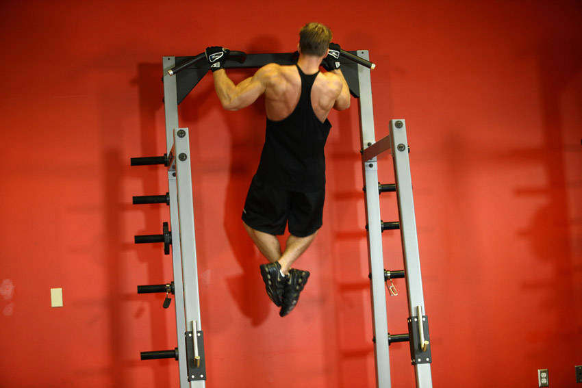 Side To Side Chins — Other Lats exercise demonstration