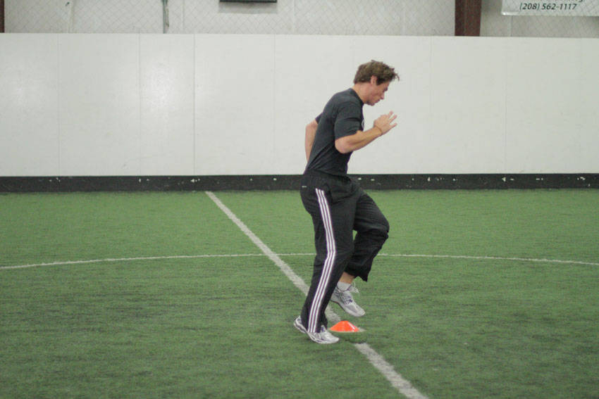 Single-Cone Sprint Drill — Other Quadriceps exercise demonstration