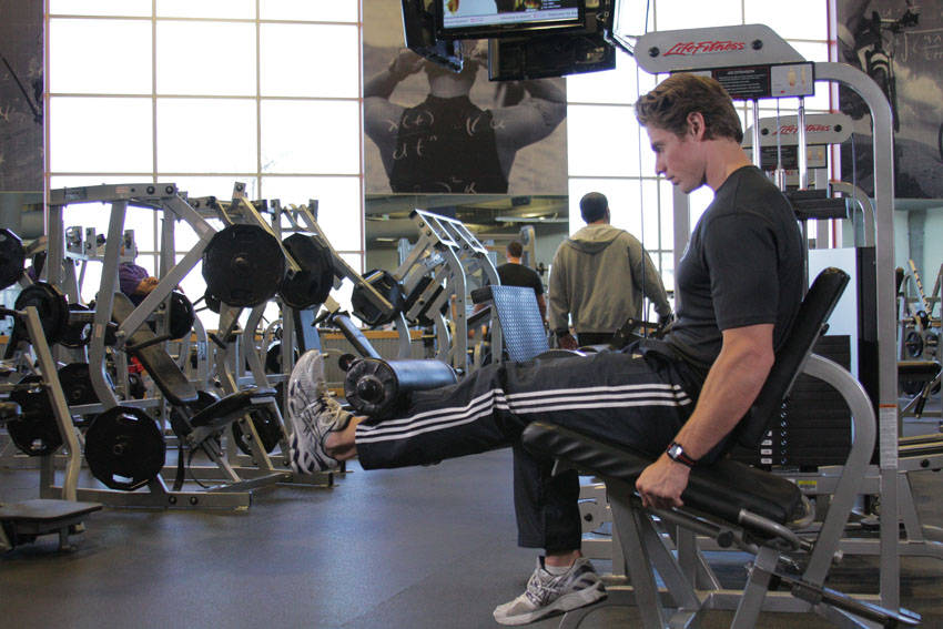 Single-Leg Leg Extension — Machine Quadriceps exercise demonstration