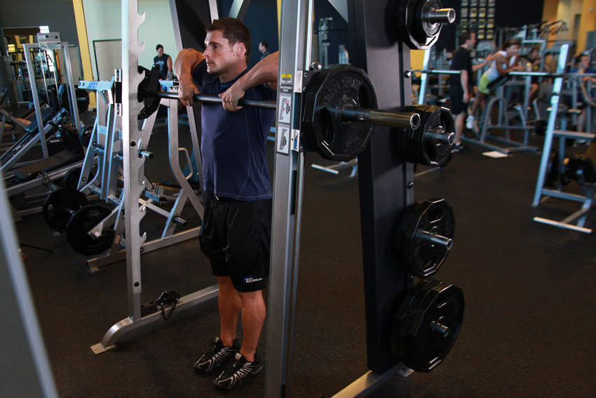 Smith Machine Upright Row — Machine Trapezius exercise demonstration