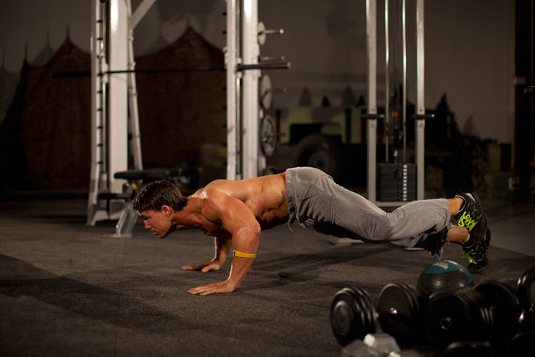 Spider Crawl — Body Weight Abdominals exercise demonstration