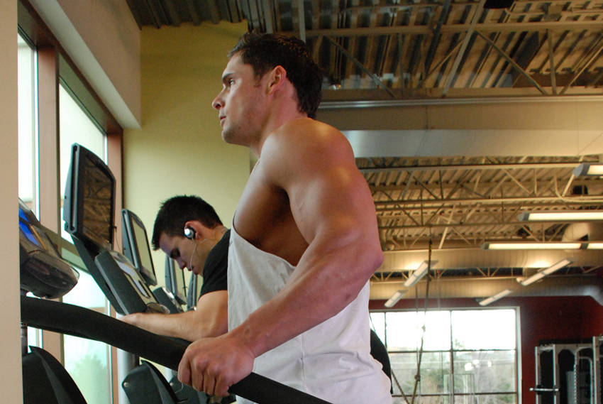 Step Mill — Machine Quadriceps exercise demonstration