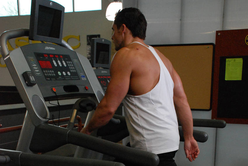 Walking, Treadmill — Machine Quadriceps exercise demonstration